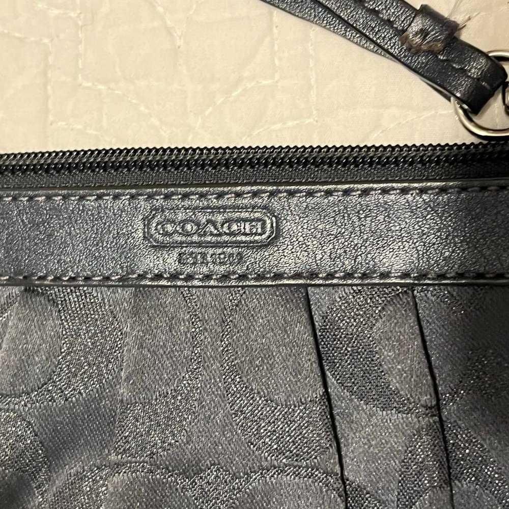 Coach Mini Wristlet - Picture 3 of 4